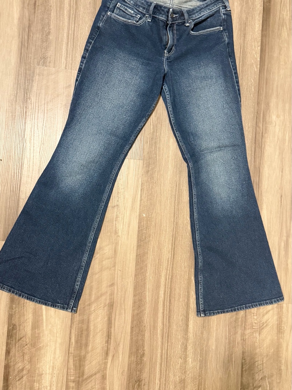 Hollister Women's Boot Cut Jeans in Dark Blue Wash